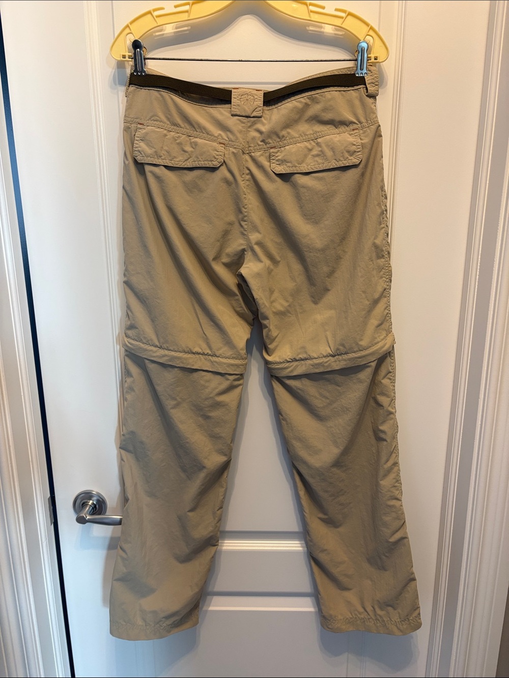 NWOT Outdoor Research women’s Convertible Cargo Pants in tan. - Picture 5 of 5